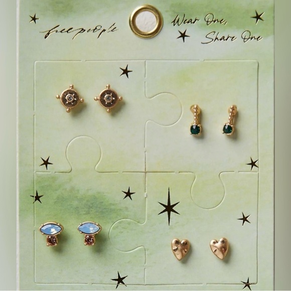 Free People Lucky Charm Stud Set 4 pairs Earrings New - Picture 2 of 6